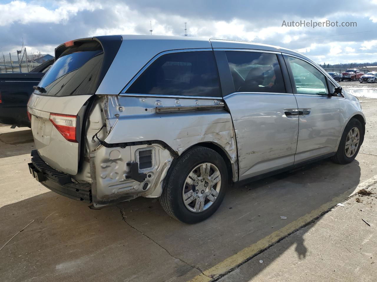 2013 Honda Odyssey Lx Silver vin: 5FNRL5H21DB091451