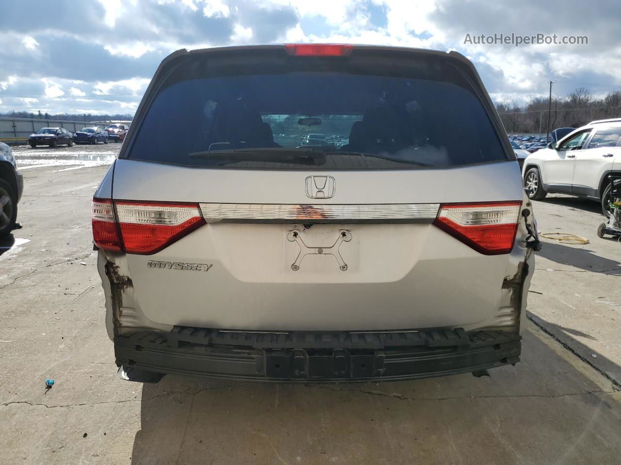 2013 Honda Odyssey Lx Silver vin: 5FNRL5H21DB091451