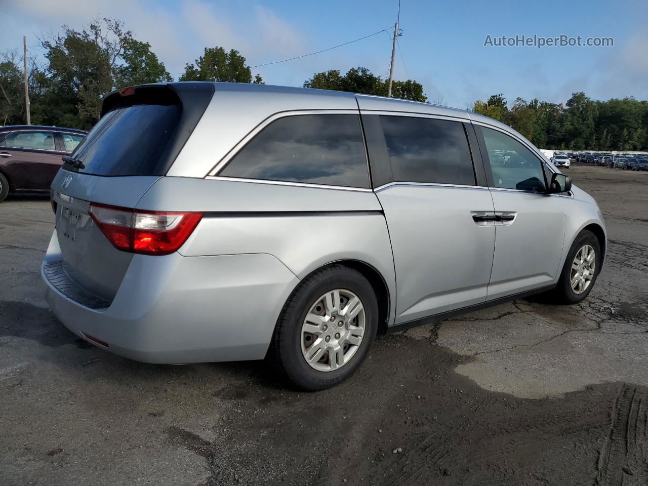 2013 Honda Odyssey Lx Silver vin: 5FNRL5H25DB086611