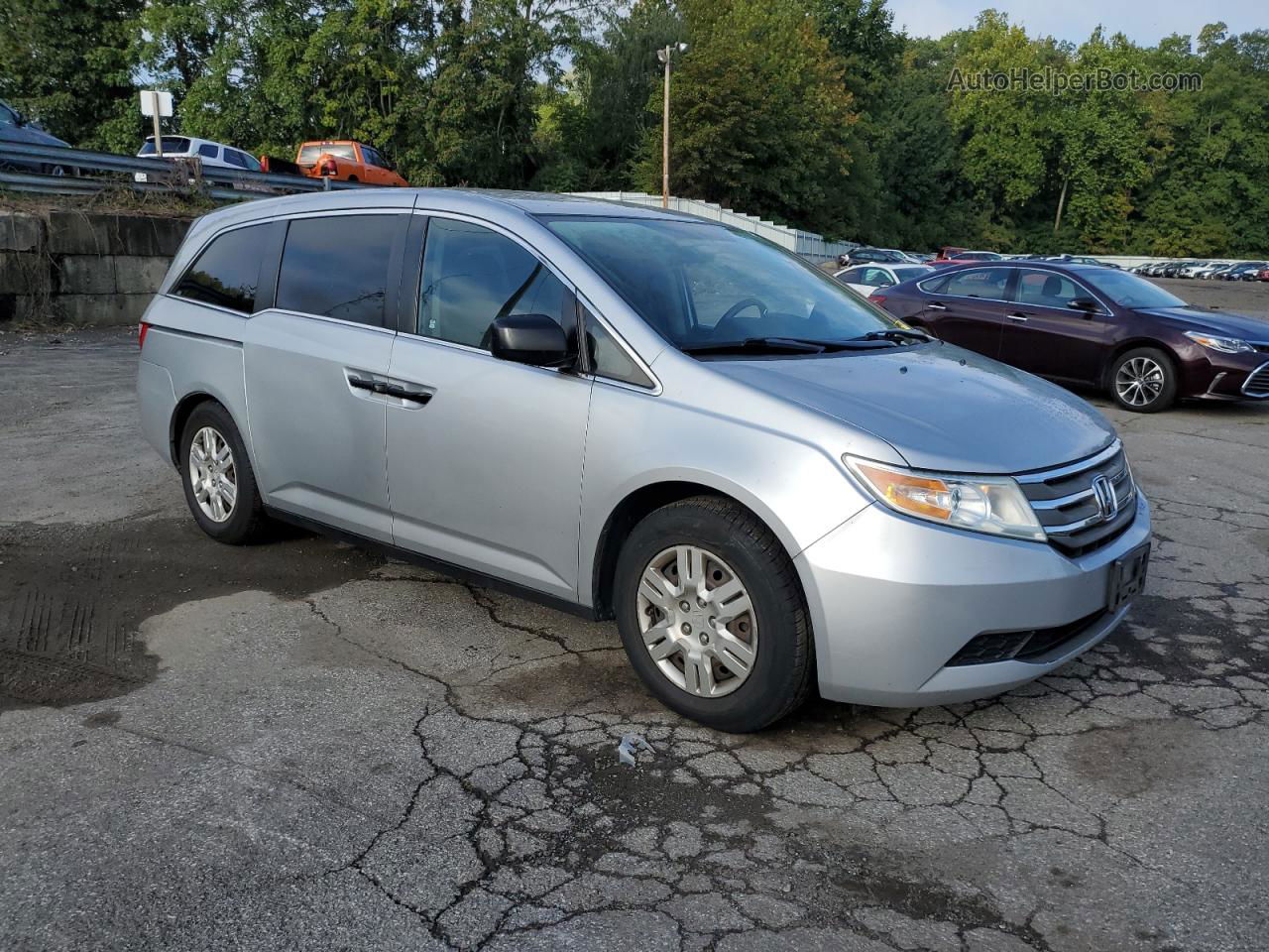 2013 Honda Odyssey Lx Silver vin: 5FNRL5H25DB086611