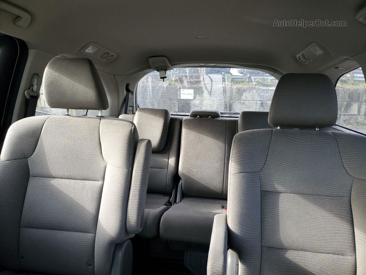 2013 Honda Odyssey Lx Серебряный vin: 5FNRL5H25DB086611