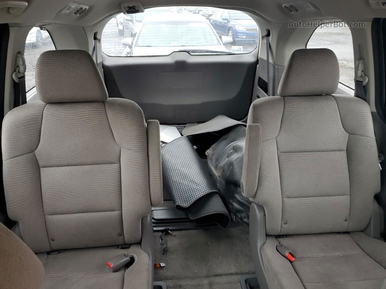 2013 Honda Odyssey Lx Серебряный vin: 5FNRL5H26DB072894