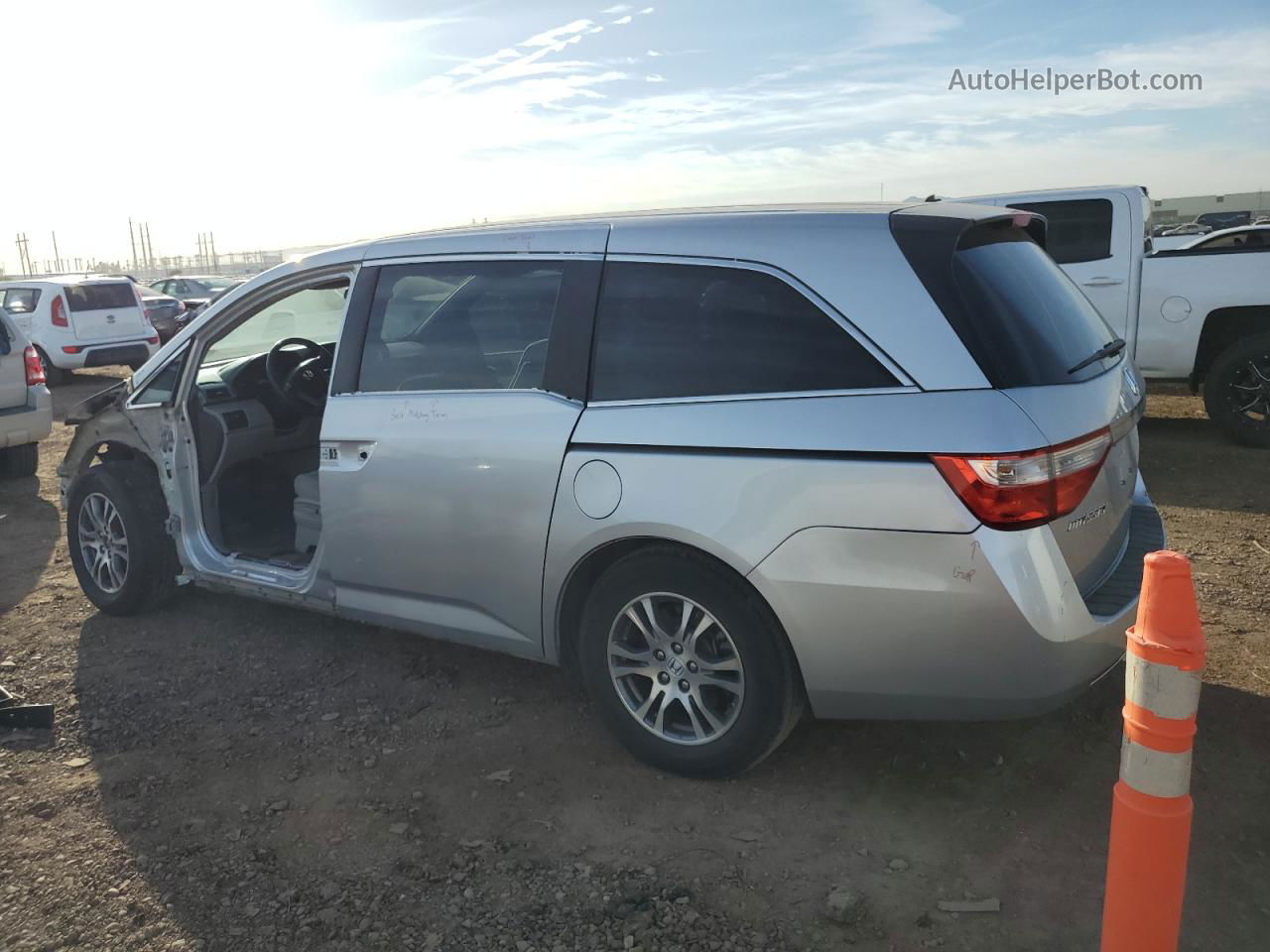 2013 Honda Odyssey Ex Gray vin: 5FNRL5H44DB013859