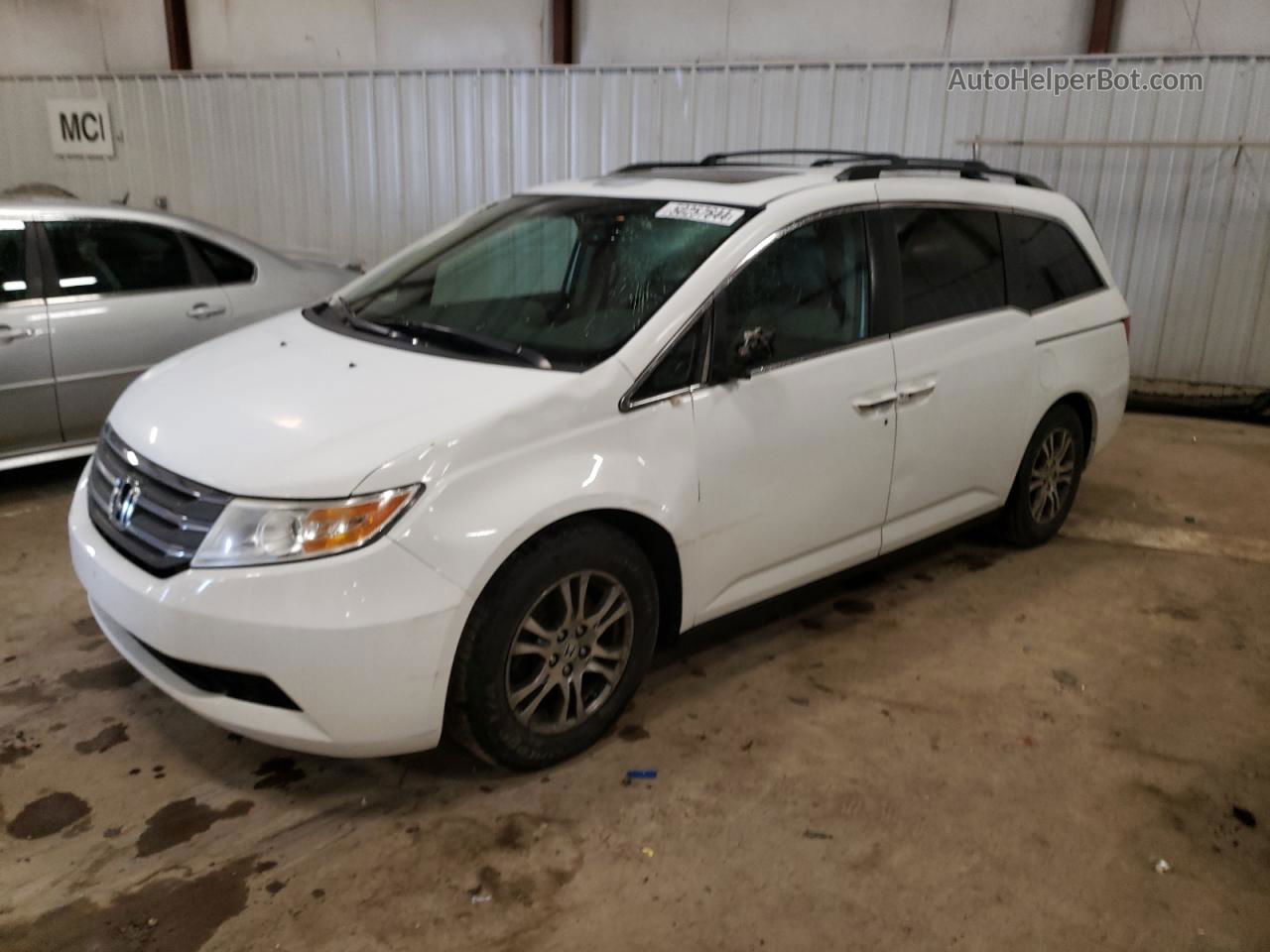 2013 Honda Odyssey Exl White vin: 5FNRL5H61DB058310