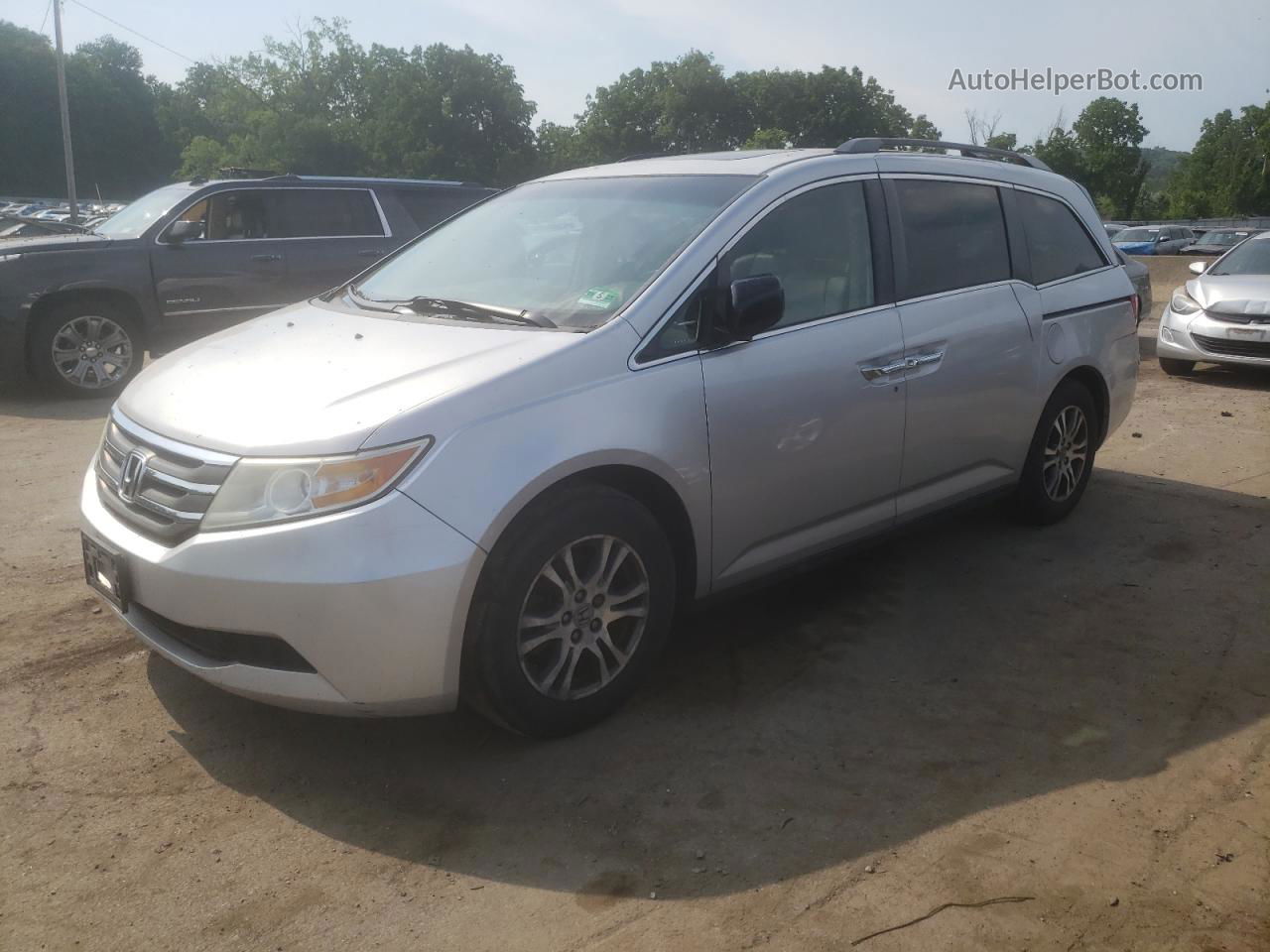 2013 Honda Odyssey Exl Silver vin: 5FNRL5H67DB041530