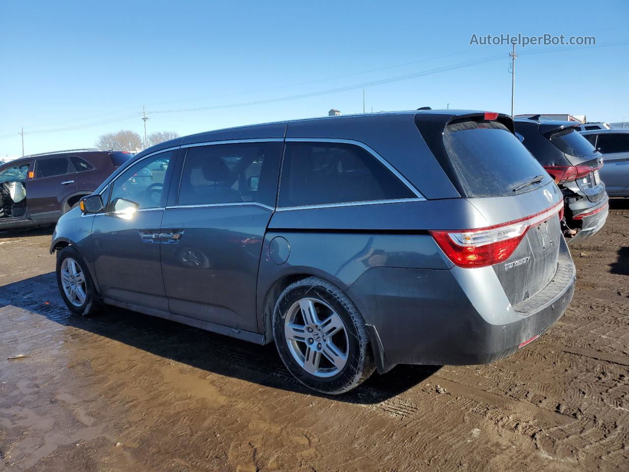 2013 Honda Odyssey Touring Gray vin: 5FNRL5H90DB018763