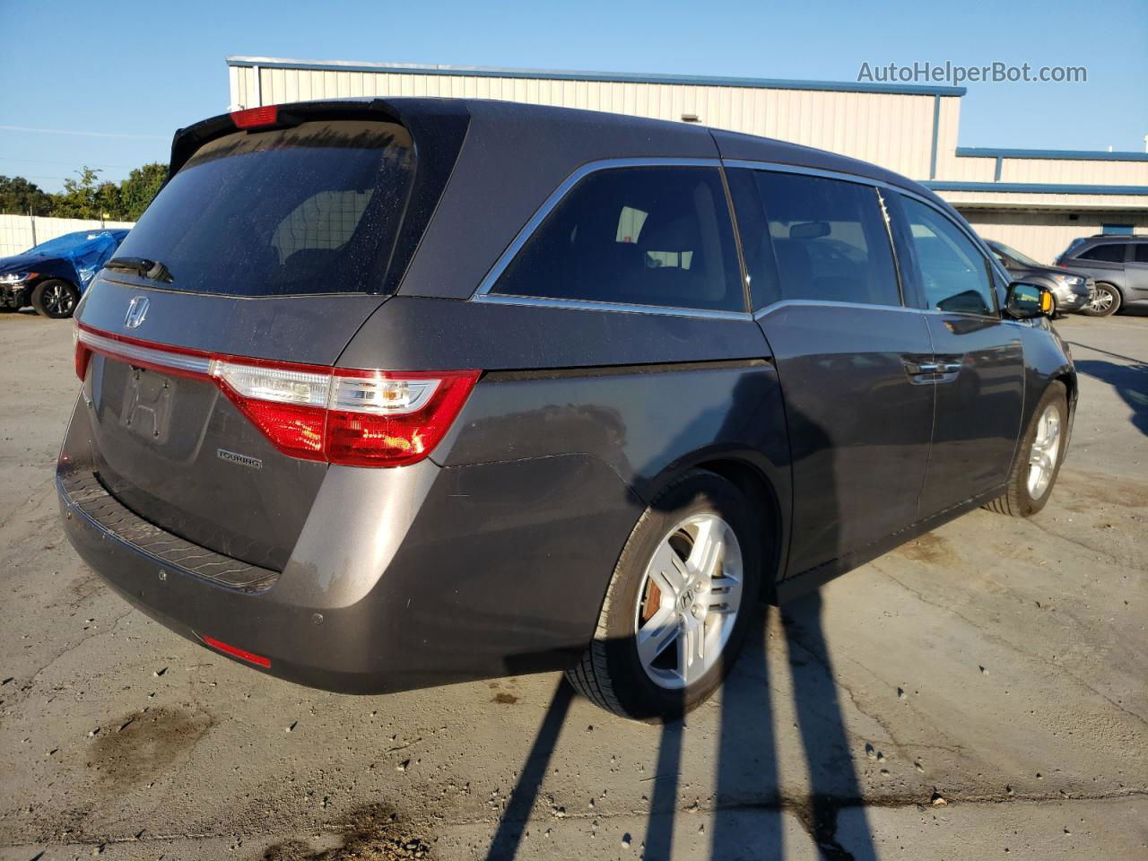 2013 Honda Odyssey Touring Gray vin: 5FNRL5H91DB087655