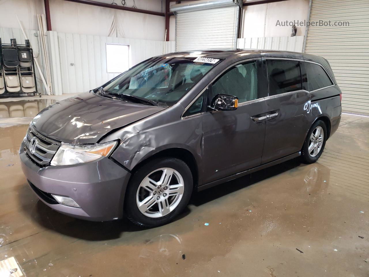 2013 Honda Odyssey Touring Gray vin: 5FNRL5H92DB050162