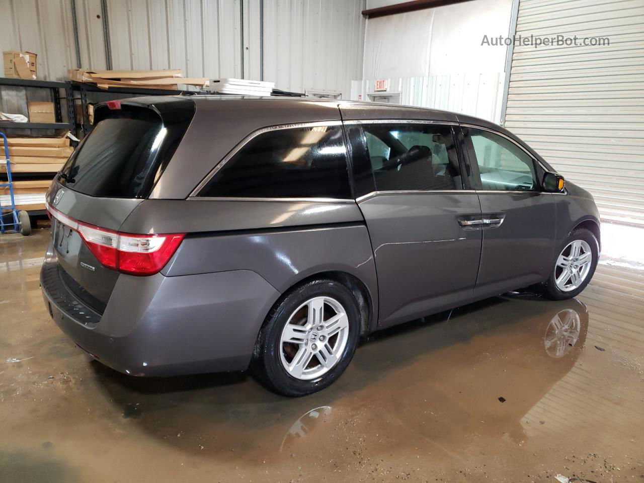 2013 Honda Odyssey Touring Gray vin: 5FNRL5H92DB050162