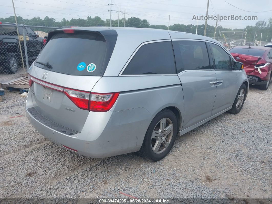 2013 Honda Odyssey Touring/touring Elite Silver vin: 5FNRL5H92DB069505