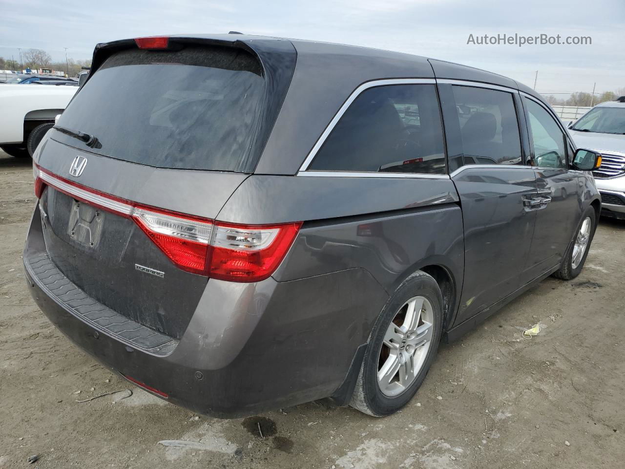 2013 Honda Odyssey Touring Gray vin: 5FNRL5H94DB036506