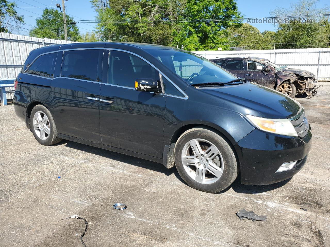 2013 Honda Odyssey Touring Black vin: 5FNRL5H97DB073694