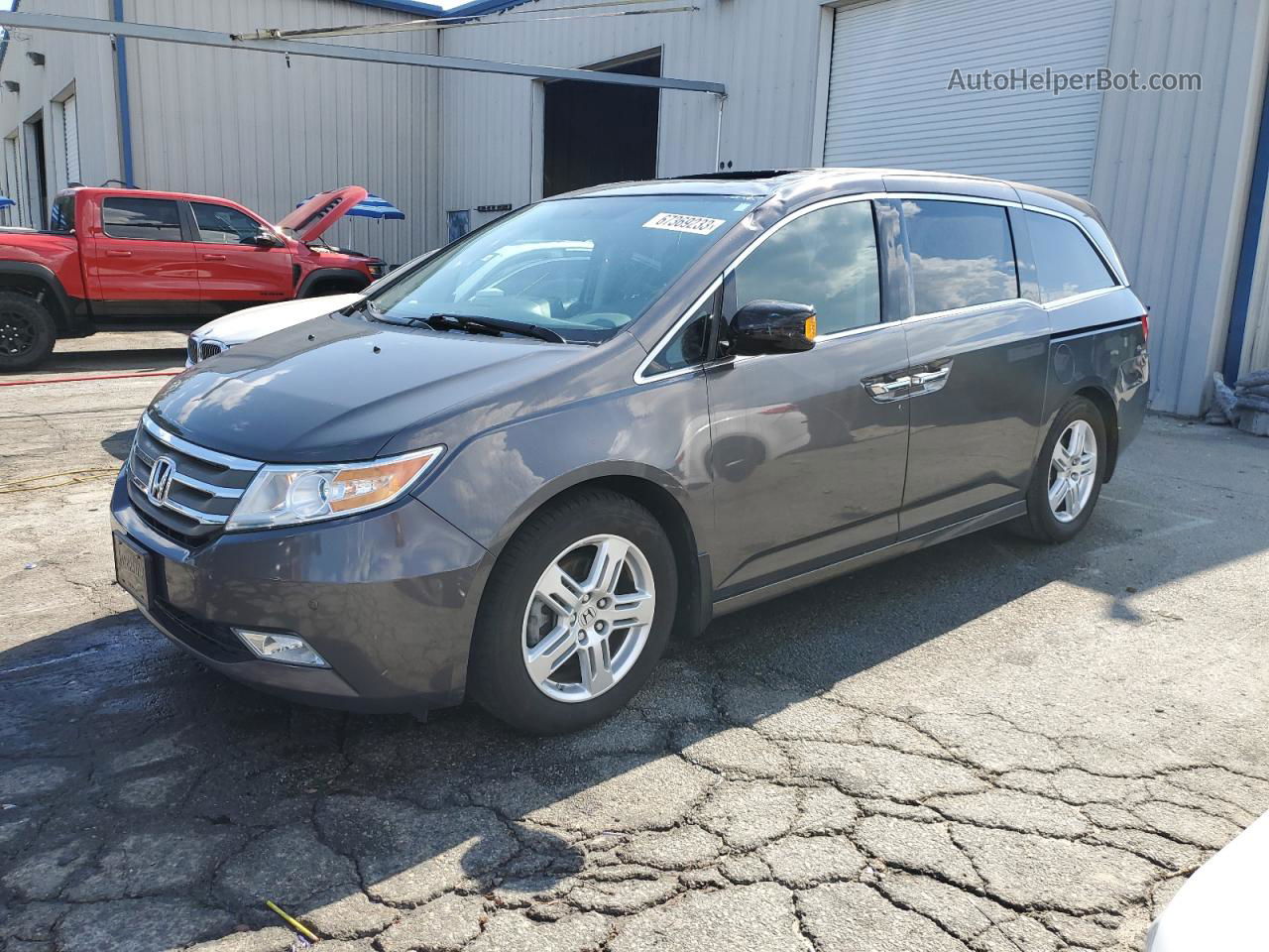 2013 Honda Odyssey Touring Gray vin: 5FNRL5H99DB013271