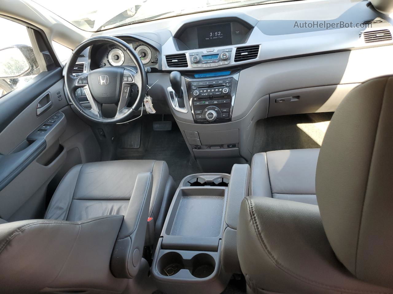 2013 Honda Odyssey Touring Серый vin: 5FNRL5H99DB013271