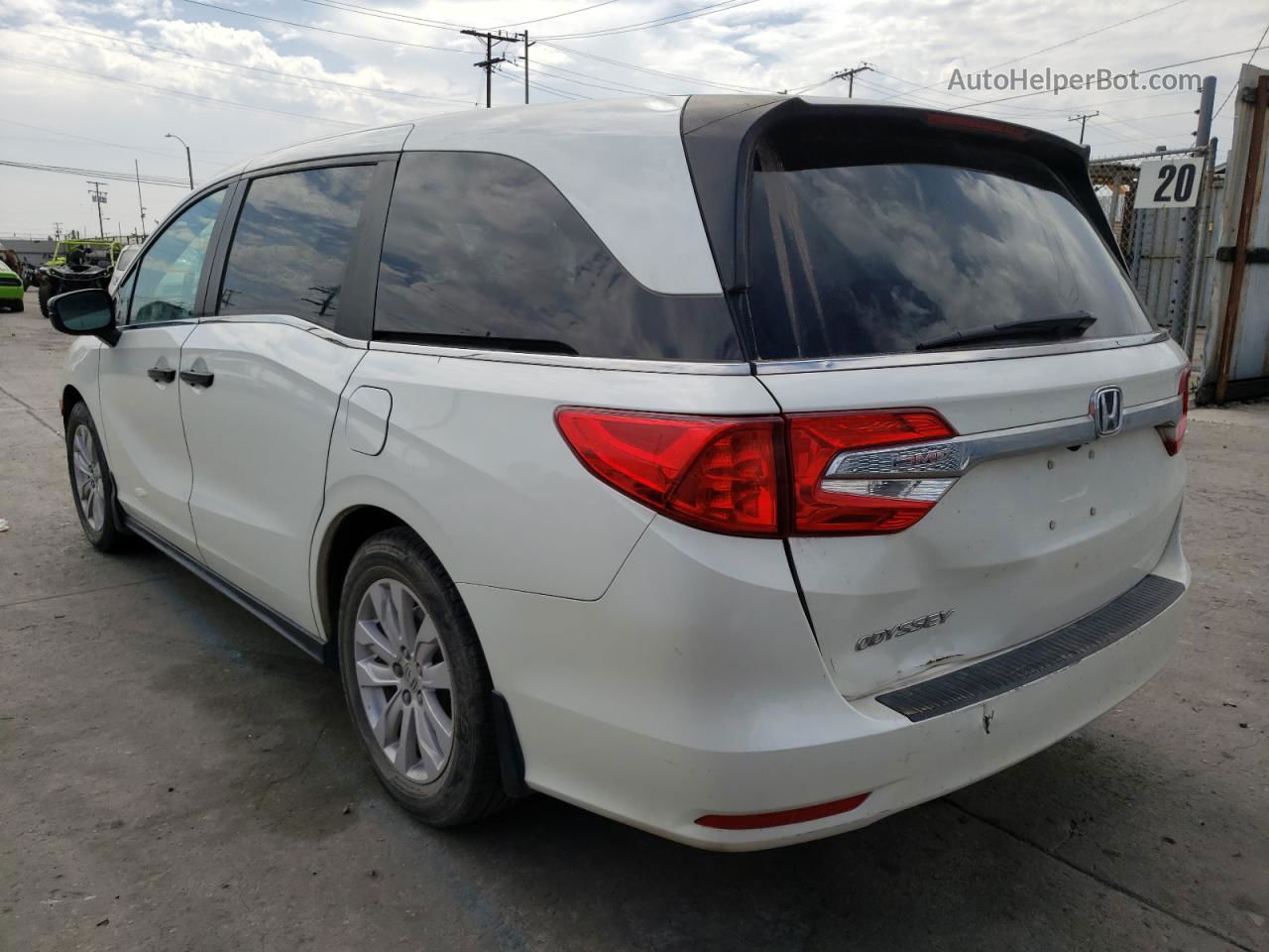 2019 Honda Odyssey Lx White vin: 5FNRL6H21KB115413