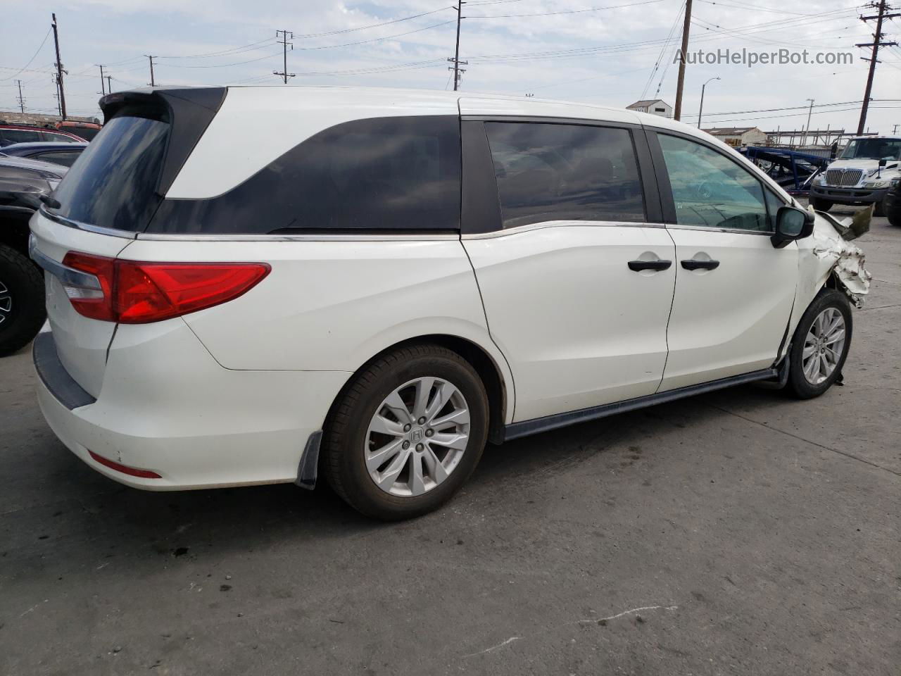 2019 Honda Odyssey Lx White vin: 5FNRL6H21KB115413