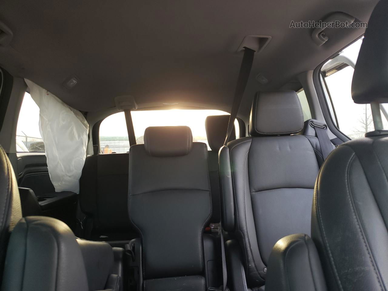 2021 Honda Odyssey Exl Белый vin: 5FNRL6H70MB036085