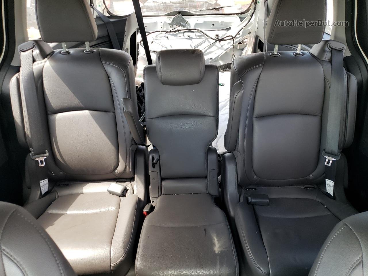 2019 Honda Odyssey Exl White vin: 5FNRL6H71KB104911