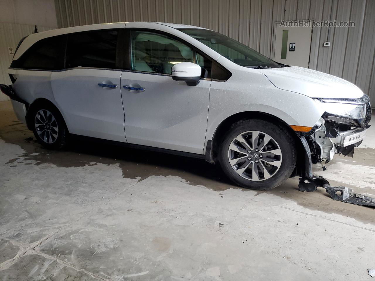 2021 Honda Odyssey Exl White vin: 5FNRL6H71MB024172