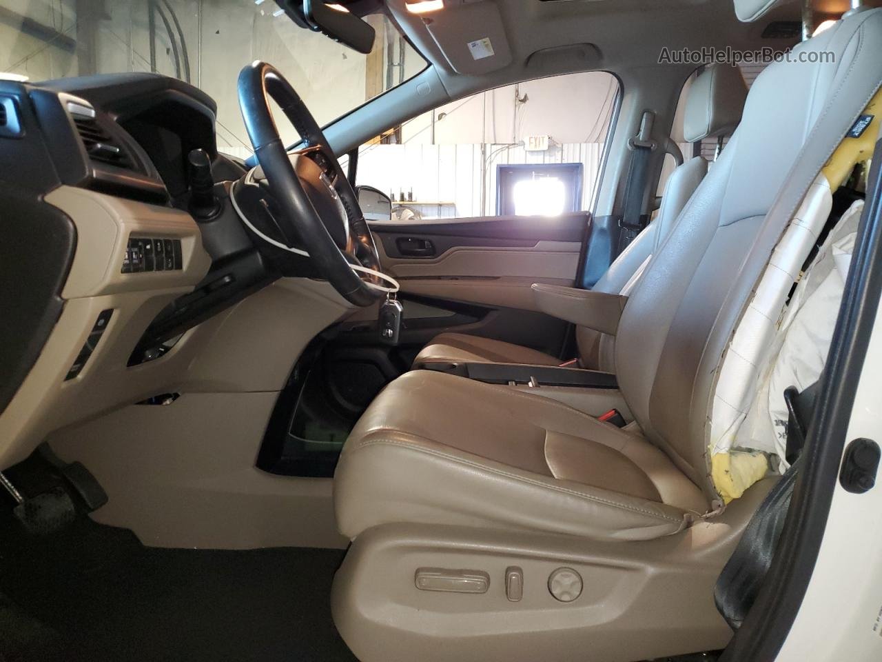 2019 Honda Odyssey Exl White vin: 5FNRL6H73KB111679
