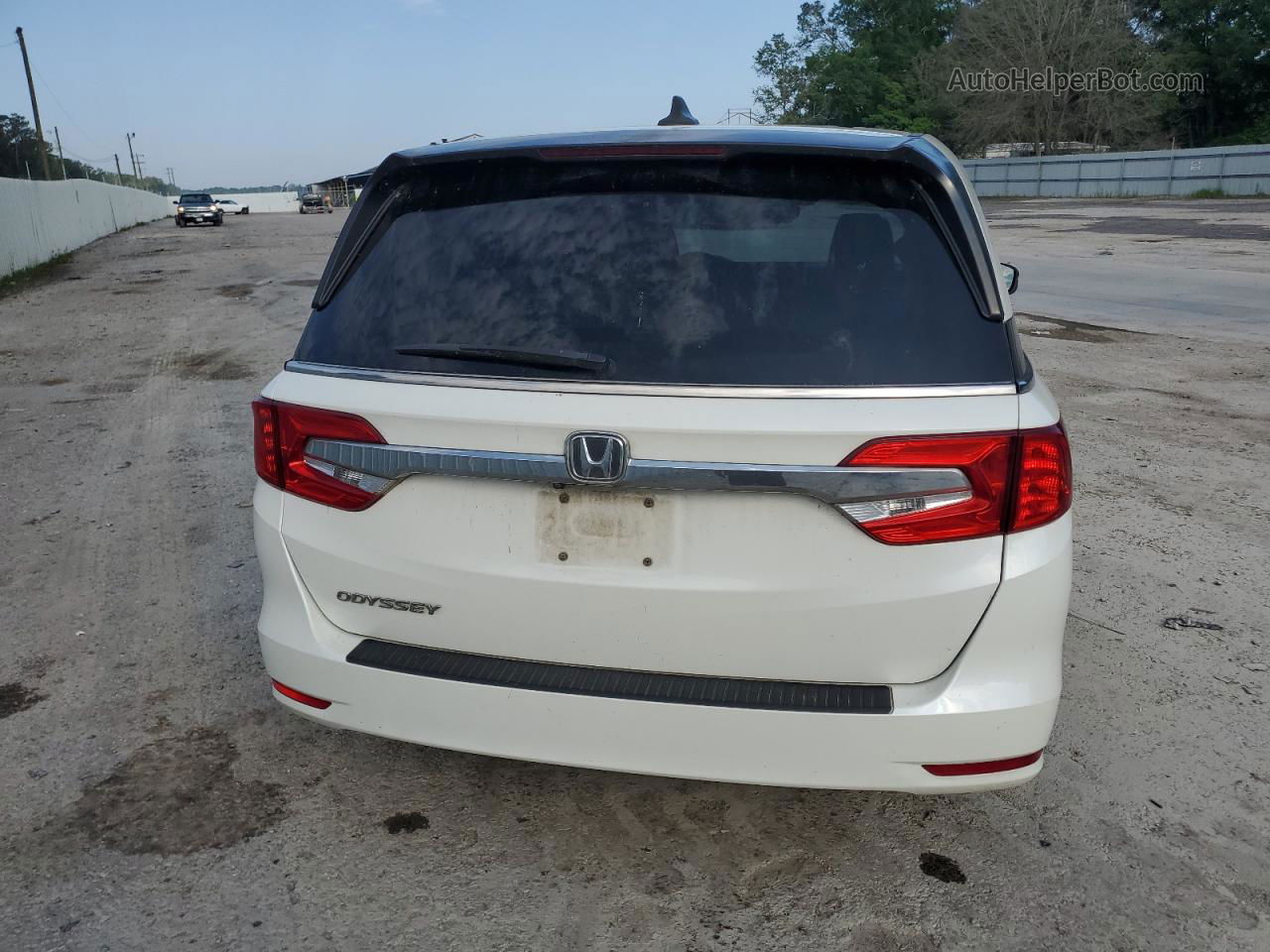 2019 Honda Odyssey Exl White vin: 5FNRL6H77KB097396