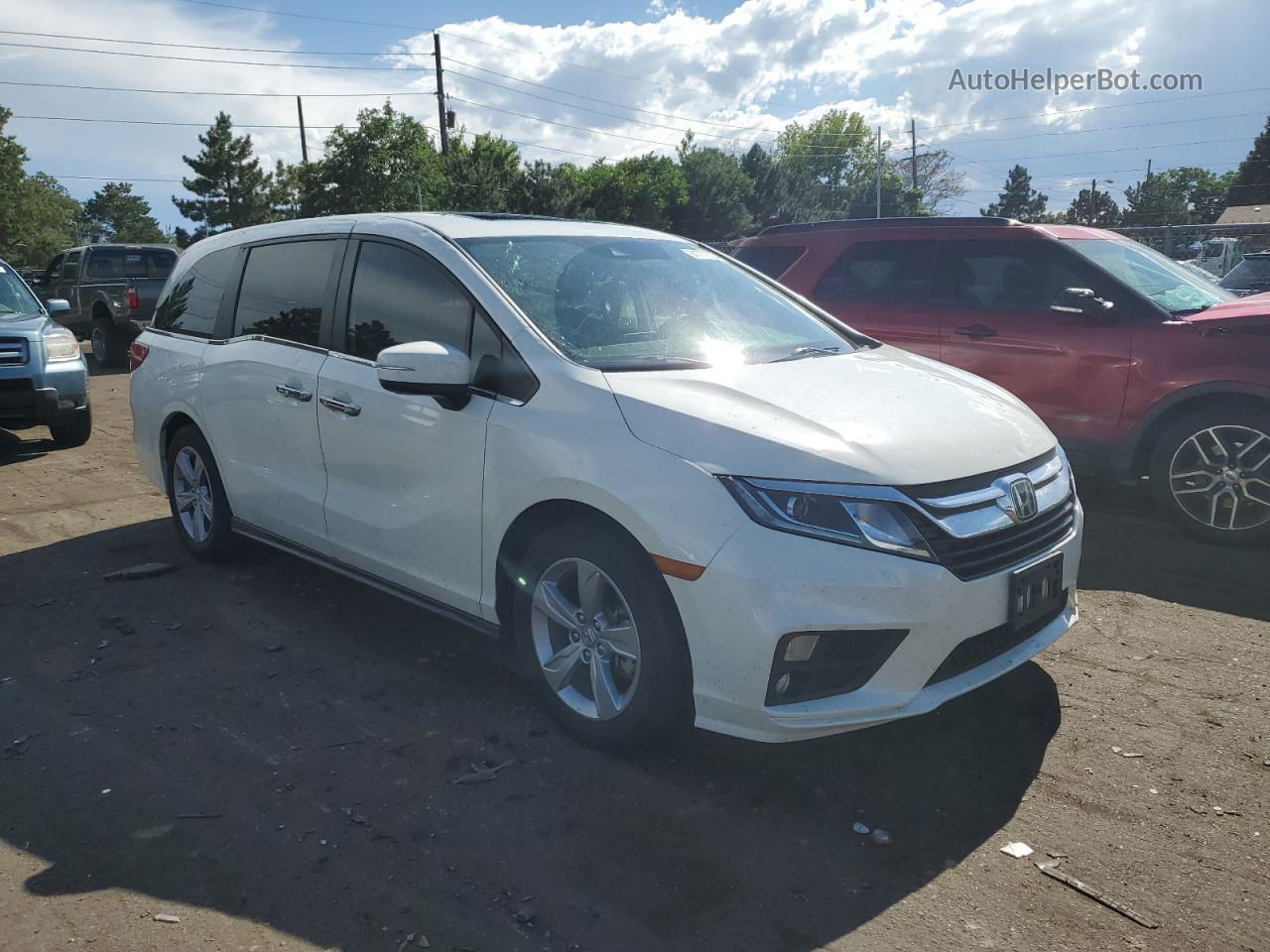 2019 Honda Odyssey Exl White vin: 5FNRL6H79KB102372