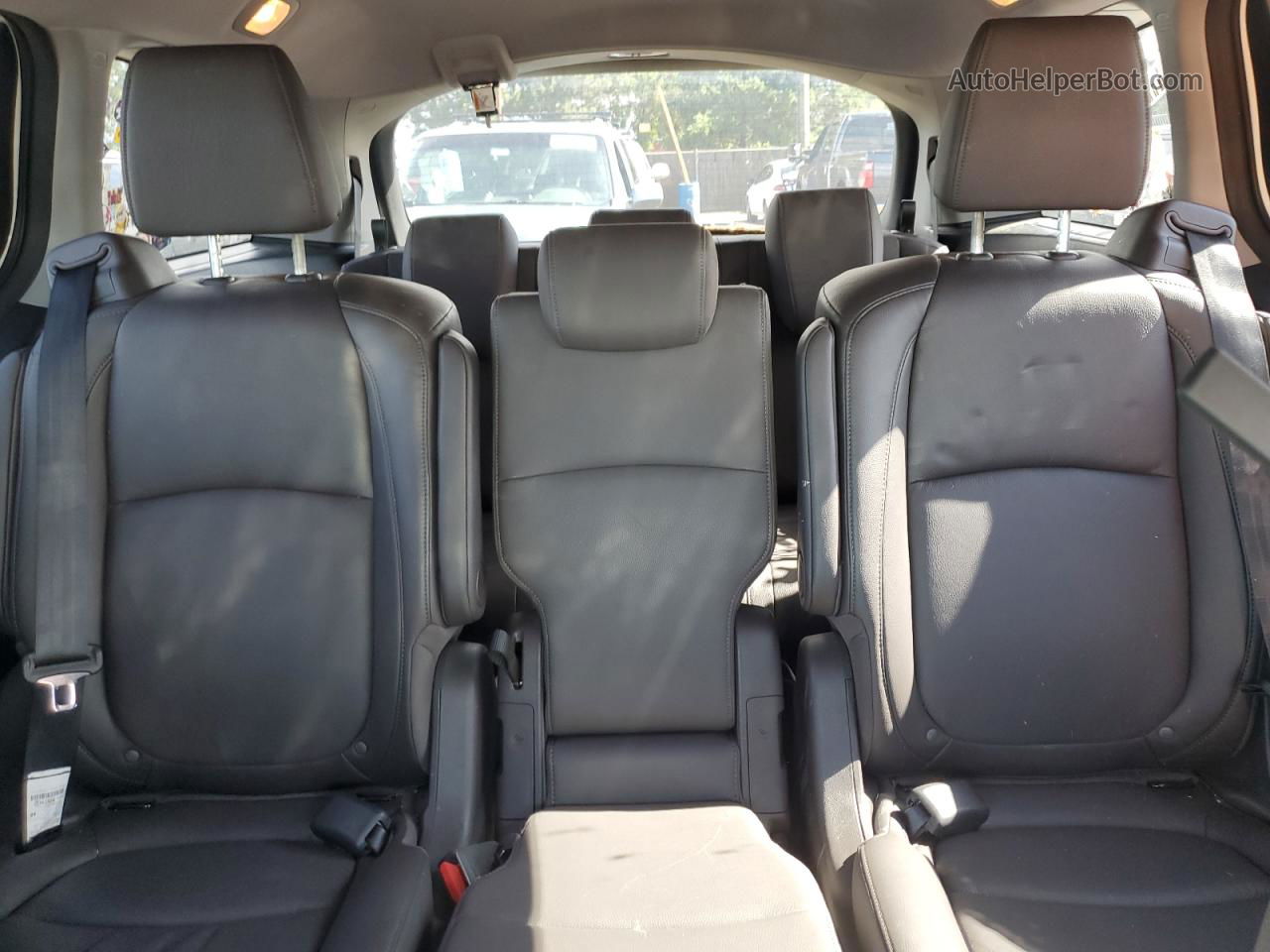 2019 Honda Odyssey Exl White vin: 5FNRL6H79KB102372