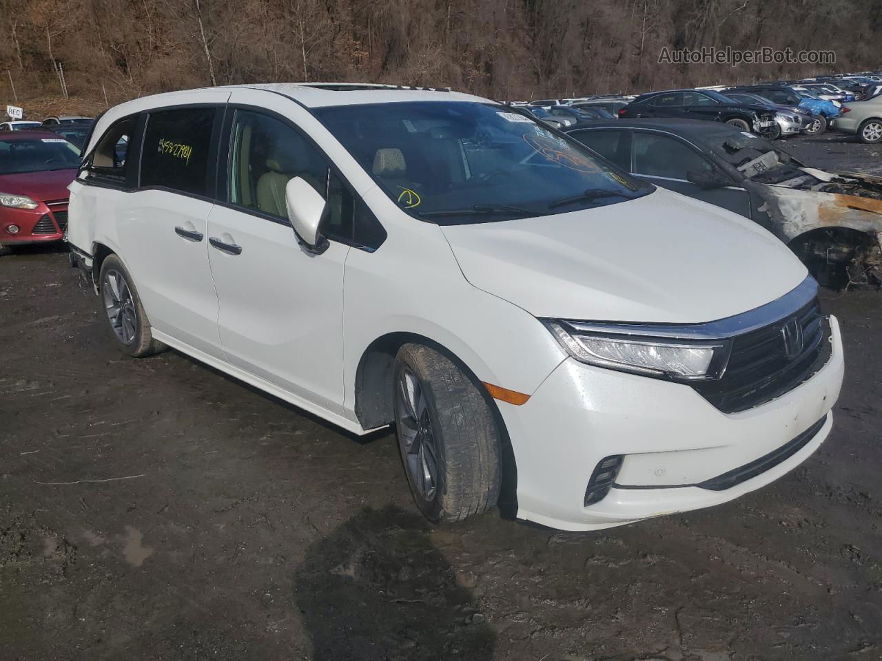 2021 Honda Odyssey Touring White vin: 5FNRL6H80MB038752