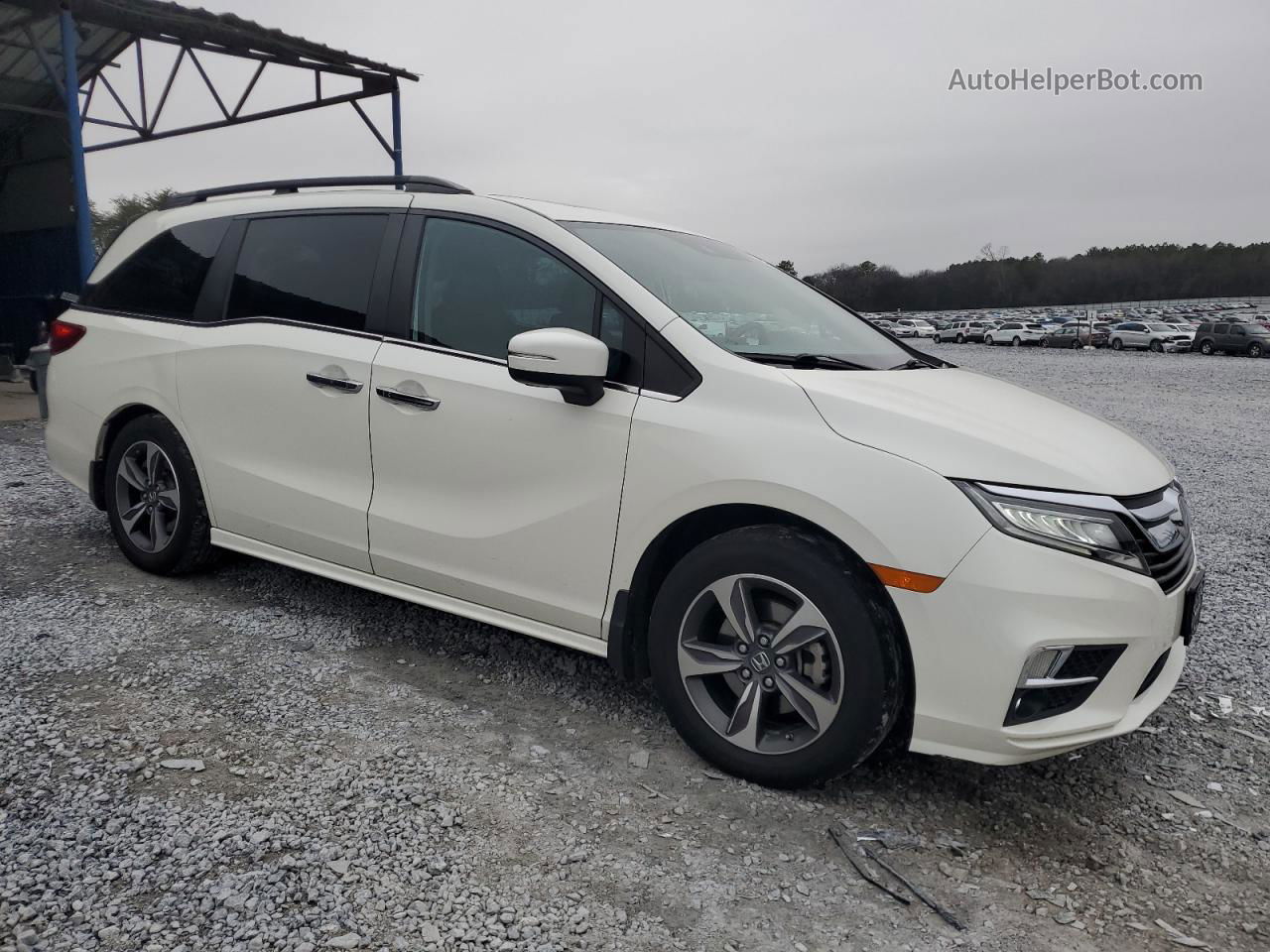 2019 Honda Odyssey Touring White vin: 5FNRL6H81KB031886