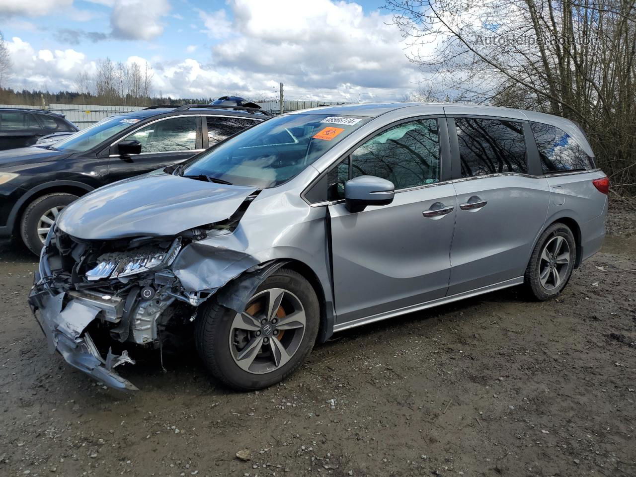 2019 Honda Odyssey Touring Silver vin: 5FNRL6H82KB120379