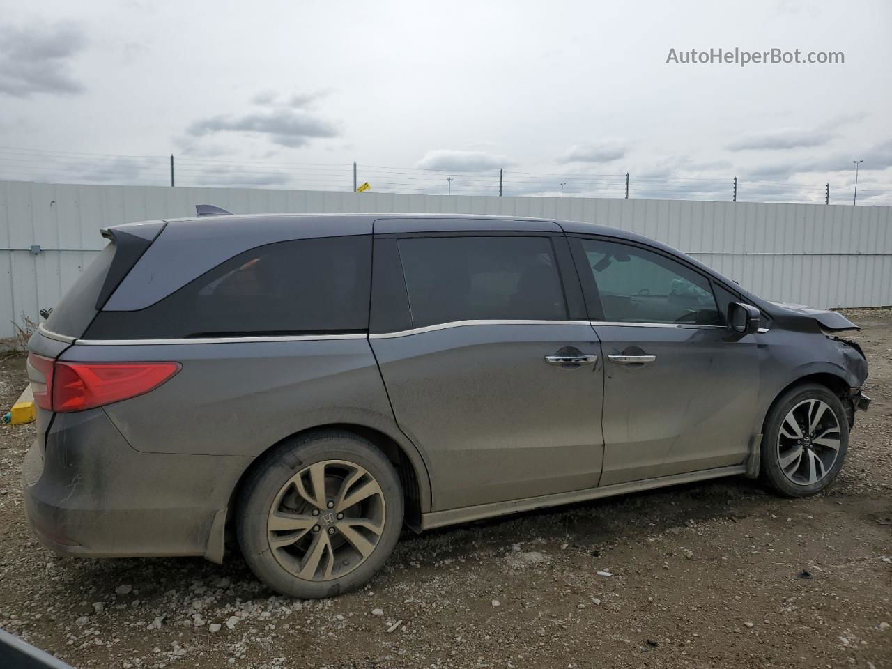 2019 Honda Odyssey Touring Gray vin: 5FNRL6H82KB503836