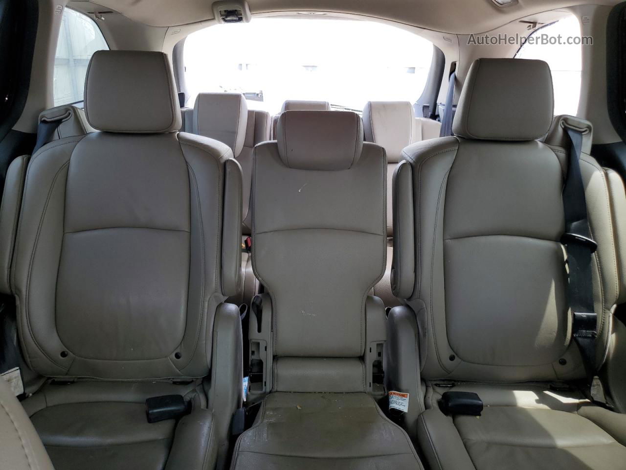2021 Honda Odyssey Touring Maroon vin: 5FNRL6H82MB014629