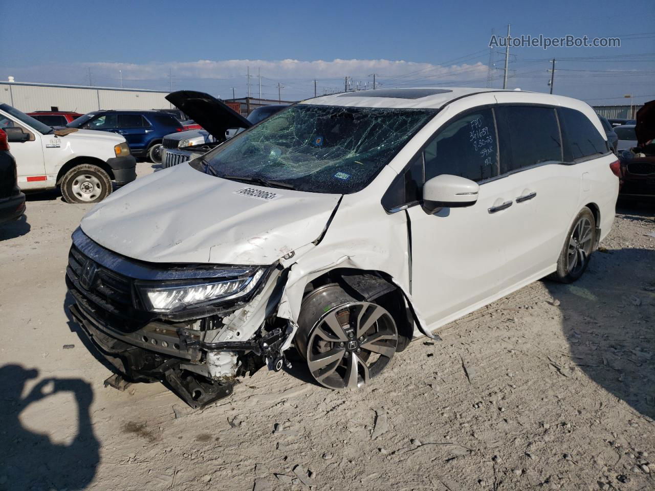 2021 Honda Odyssey Touring White vin: 5FNRL6H83MB037336