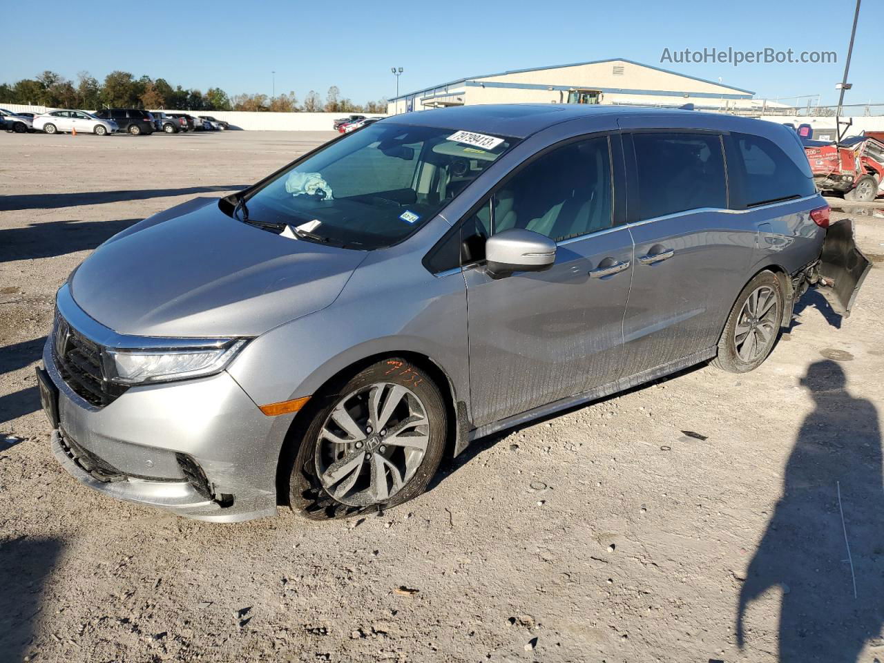 2021 Honda Odyssey Touring Silver vin: 5FNRL6H84MB042769