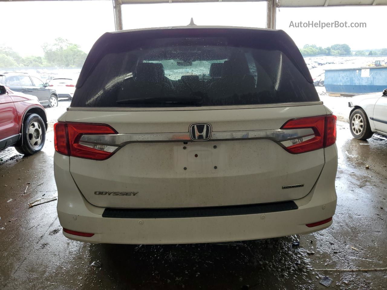 2020 Honda Odyssey Touring White vin: 5FNRL6H85LB030502