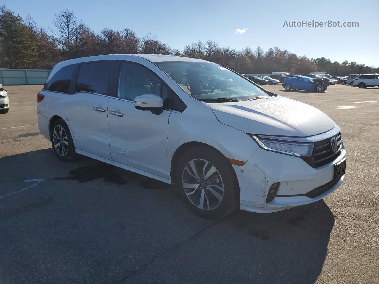 2021 Honda Odyssey Touring White vin: 5FNRL6H85MB042246