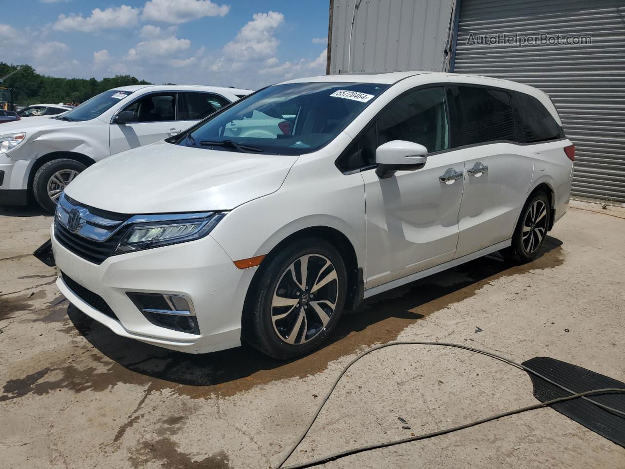 2019 Honda Odyssey Touring White vin: 5FNRL6H89KB509858