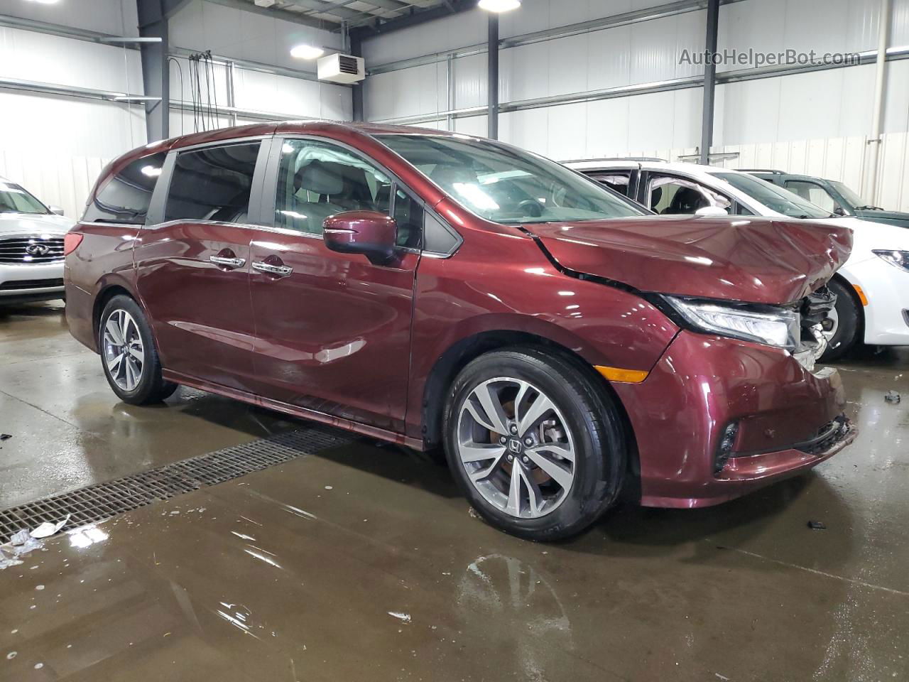 2021 Honda Odyssey Touring Burgundy vin: 5FNRL6H89MB008729