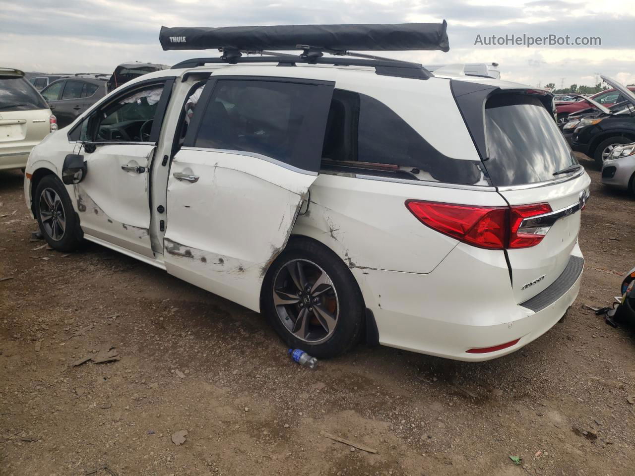 2019 Honda Odyssey Touring White vin: 5FNRL6H8XKB033068