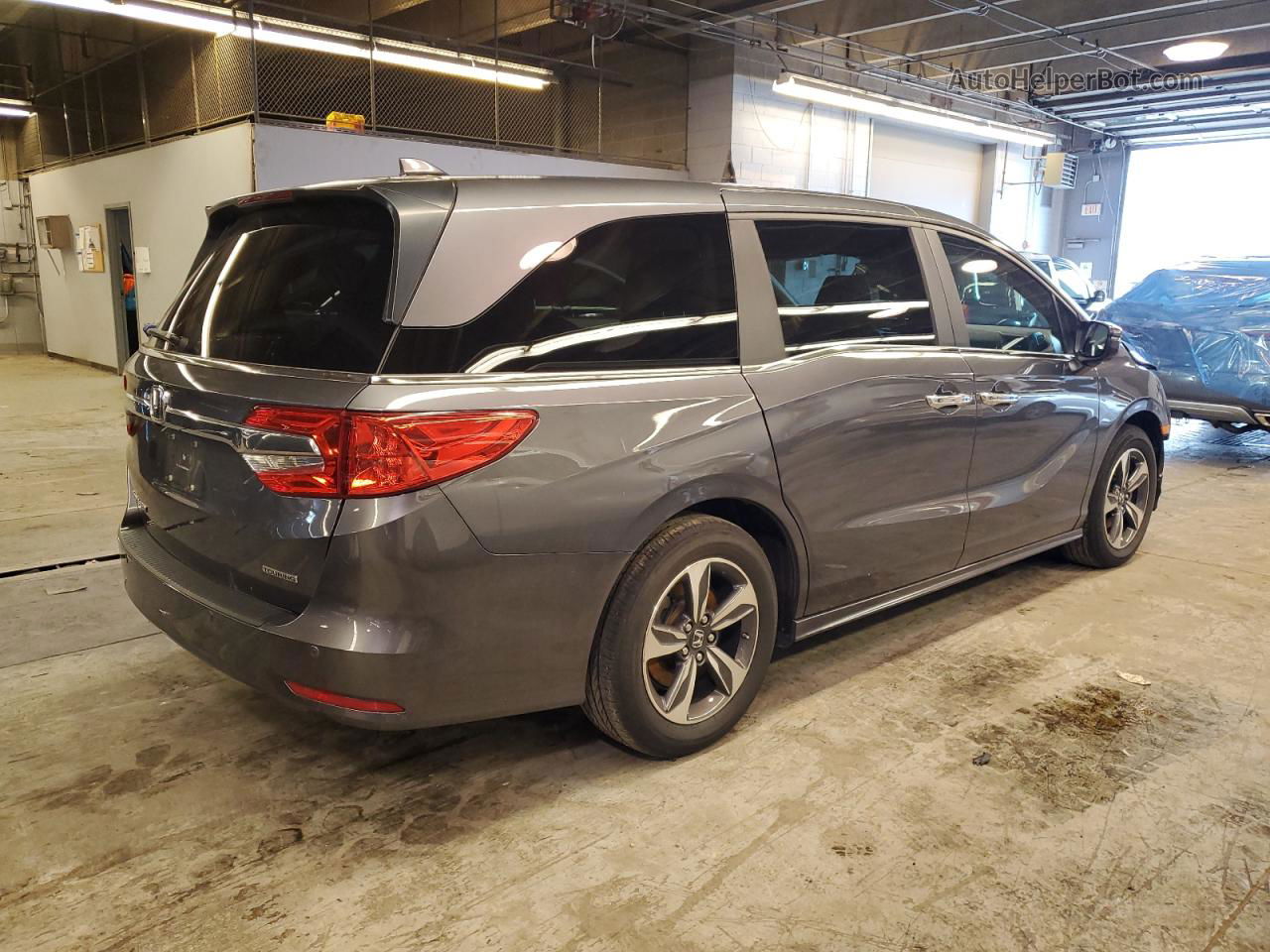 2019 Honda Odyssey Touring Gray vin: 5FNRL6H8XKB119948