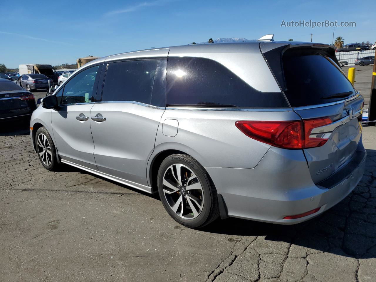 2019 Honda Odyssey Elite Silver vin: 5FNRL6H91KB106689