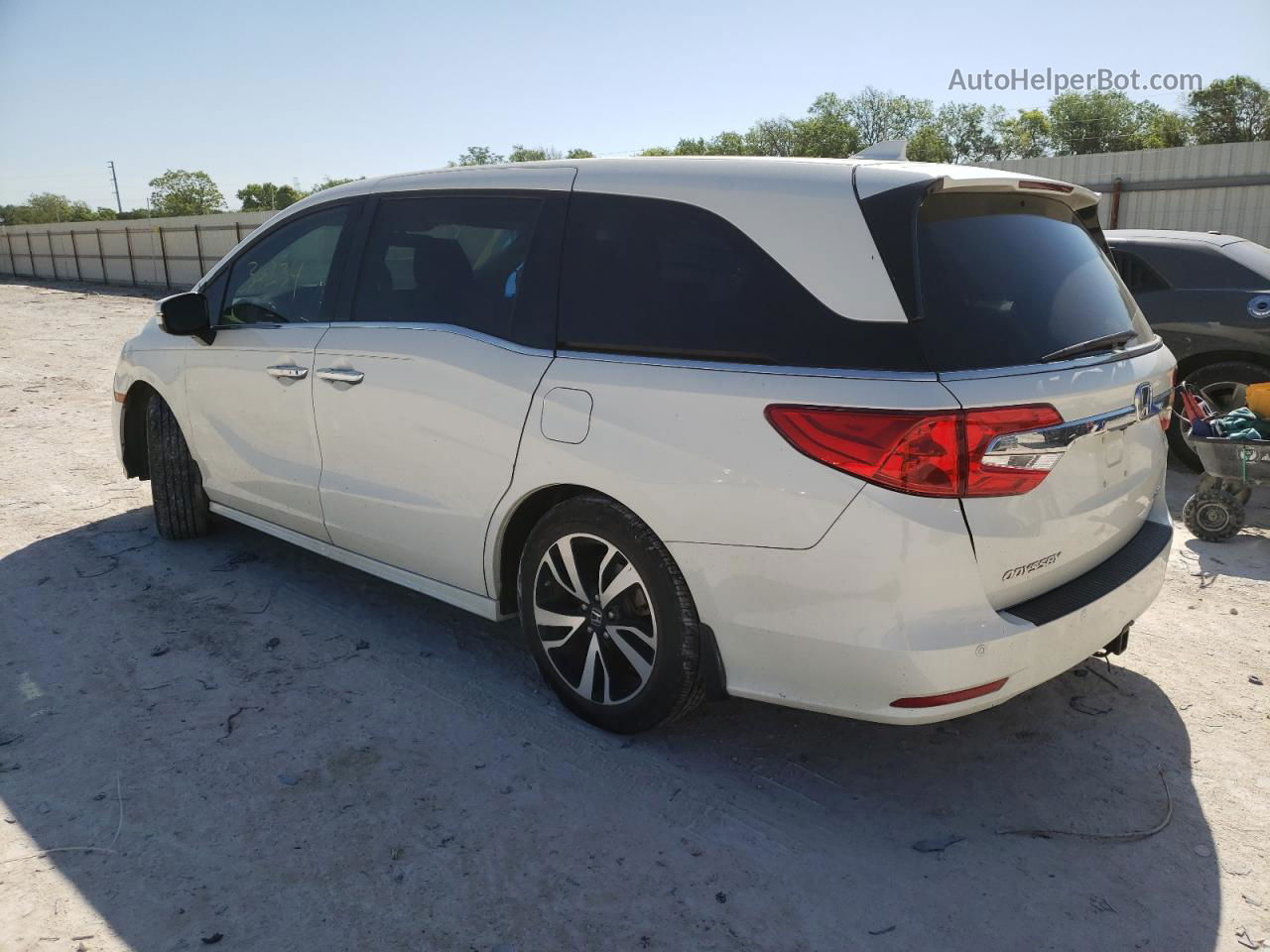 2019 Honda Odyssey Elite White vin: 5FNRL6H98KB062626