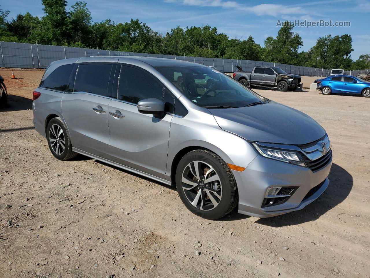 2020 Honda Odyssey Elite Silver vin: 5FNRL6H98LB007384