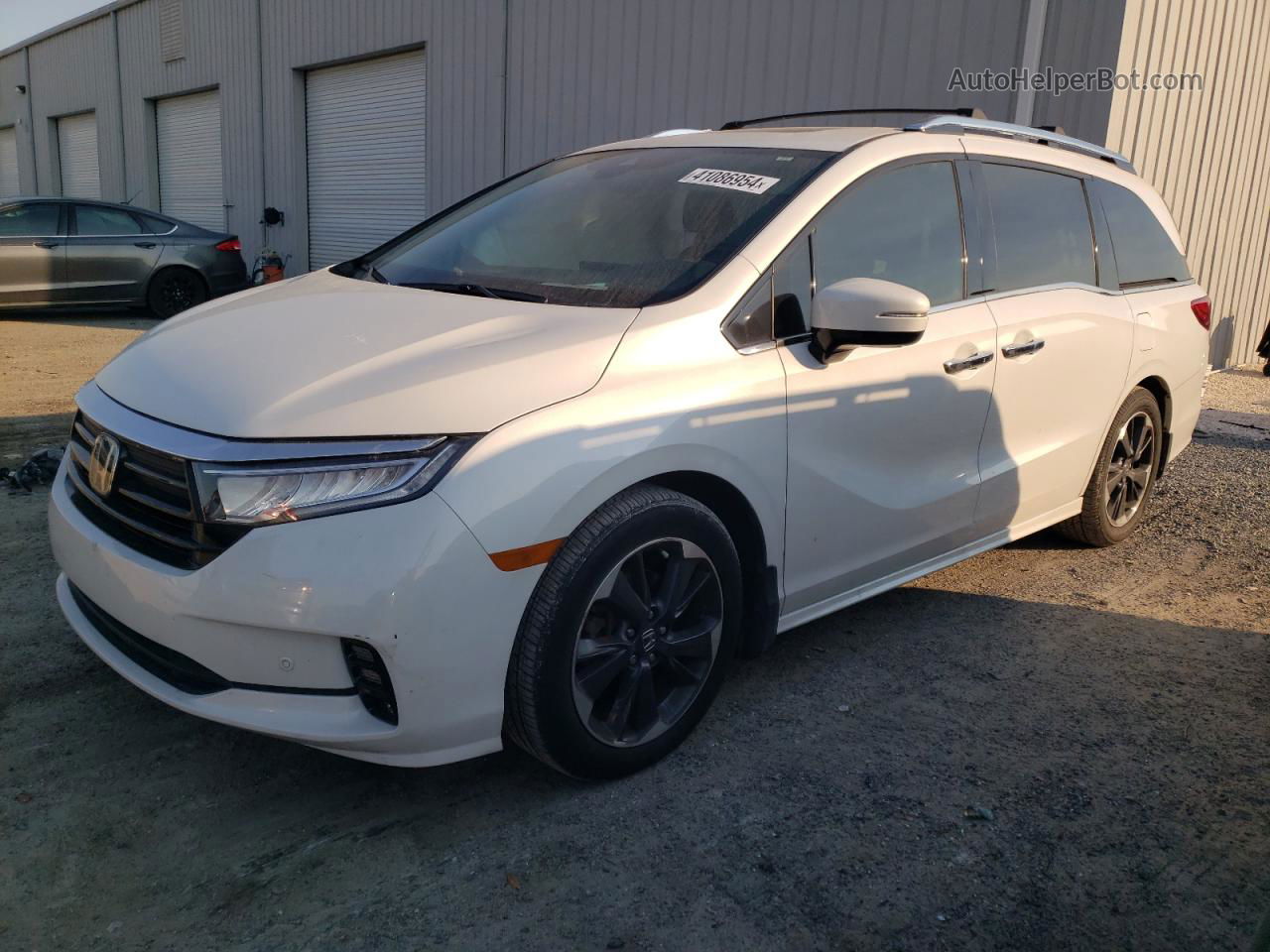 2021 Honda Odyssey Elite White vin: 5FNRL6H98MB000324