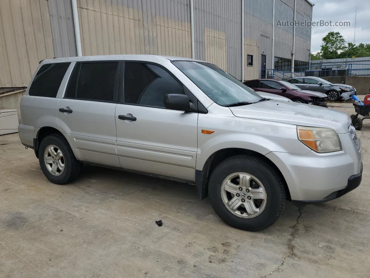 2007 Honda Pilot Lx Silver vin: 5FNYF18127B022484