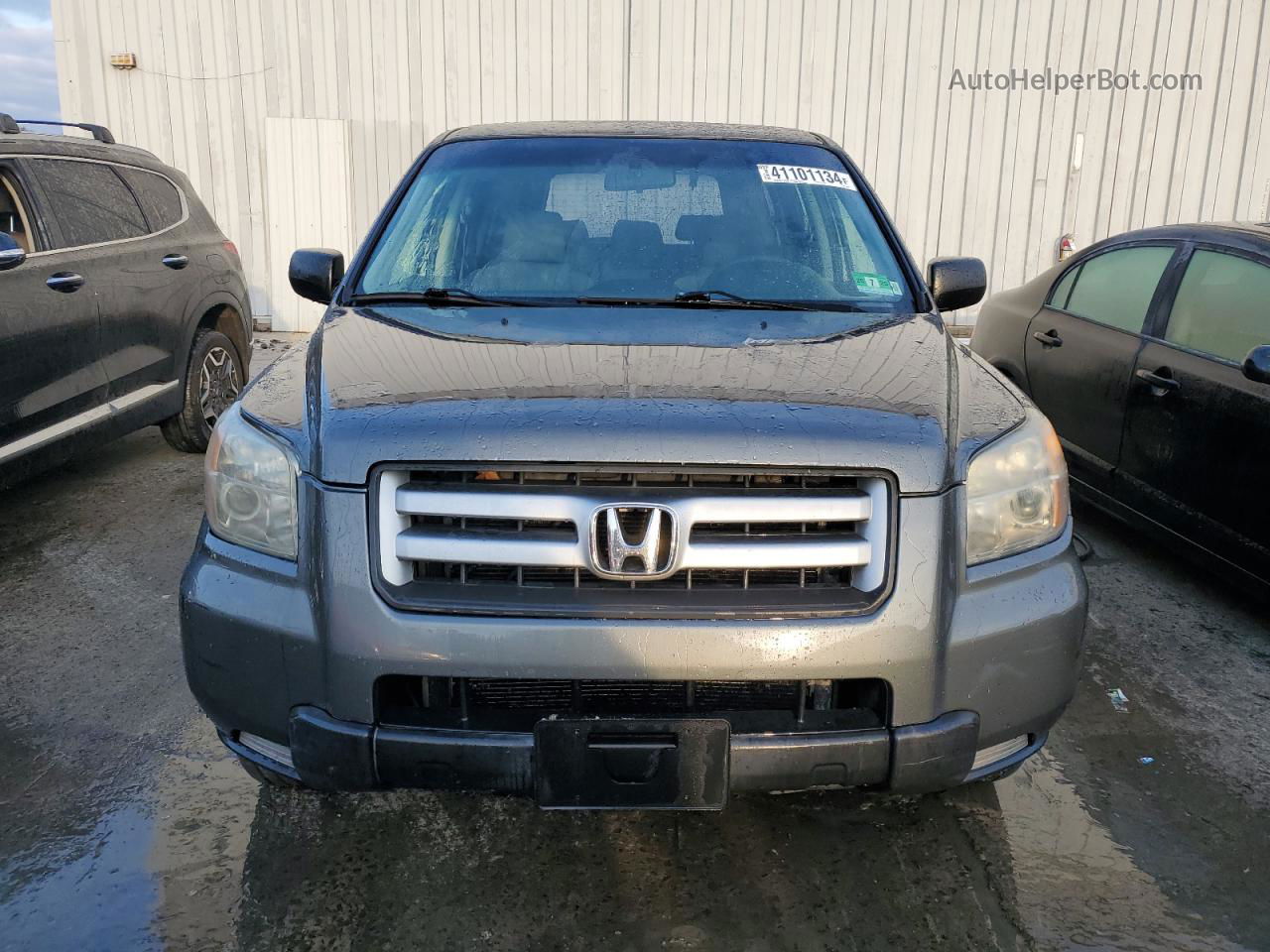 2007 Honda Pilot Lx Gray vin: 5FNYF18147B008134