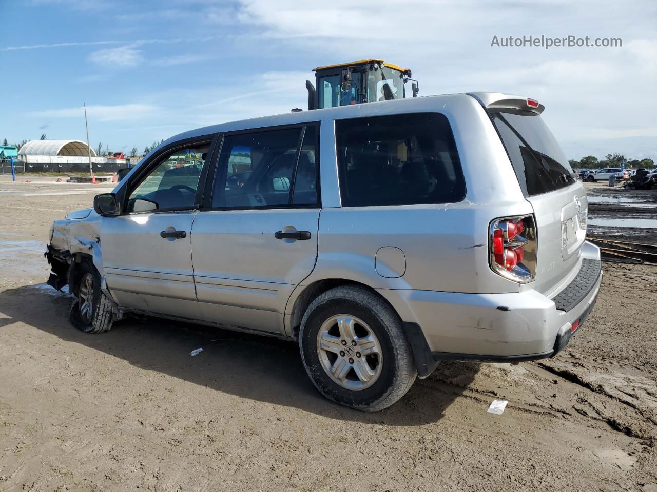 2007 Honda Pilot Lx Silver vin: 5FNYF28197B026778