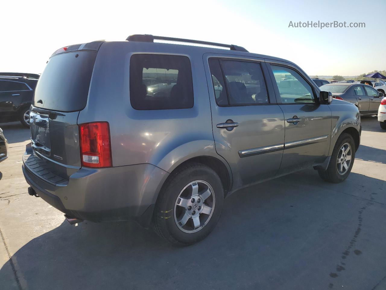 2009 Honda Pilot Touring Gray vin: 5FNYF38819B007082