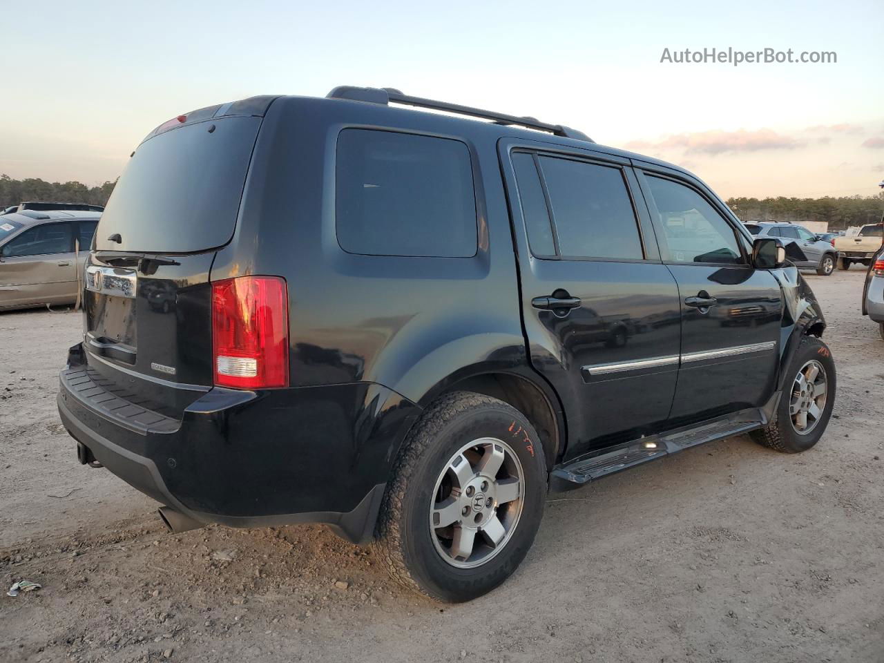 2009 Honda Pilot Touring Black vin: 5FNYF38979B019309