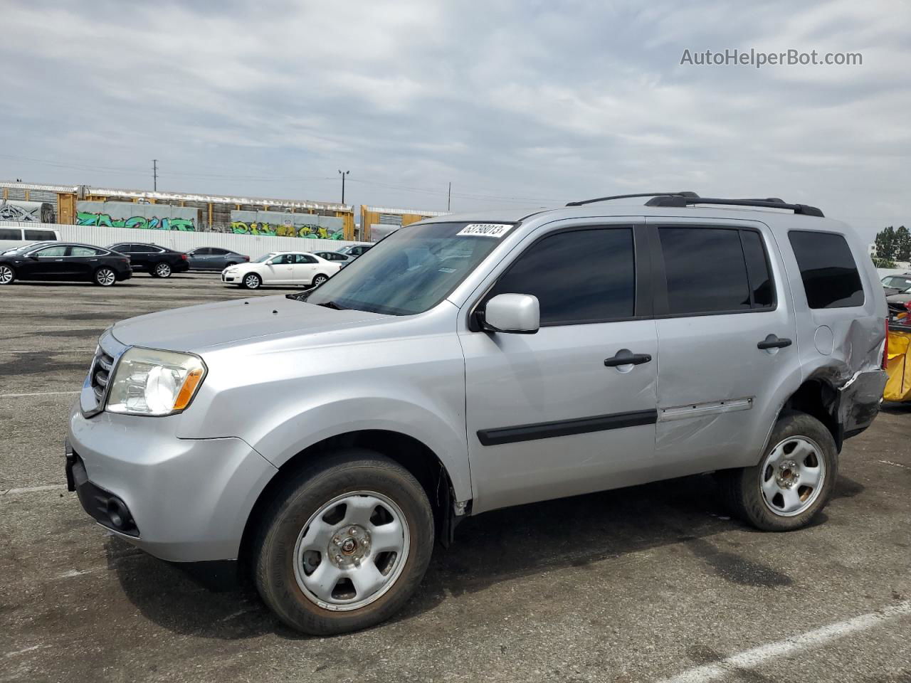 2013 Honda Pilot Lx Silver vin: 5FNYF3H20DB037856